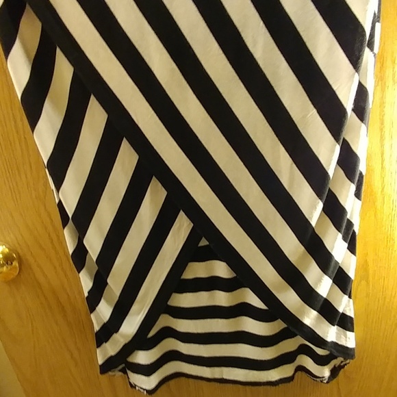 Pure Energy skirt size X (see measurements) - Picture 5 of 8